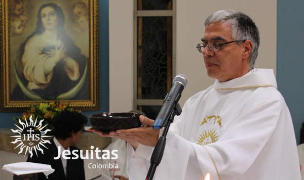 Padre Provincial de la Comunidad Jesuita de Colombia en recuperación -  Colegio San José Barranquilla