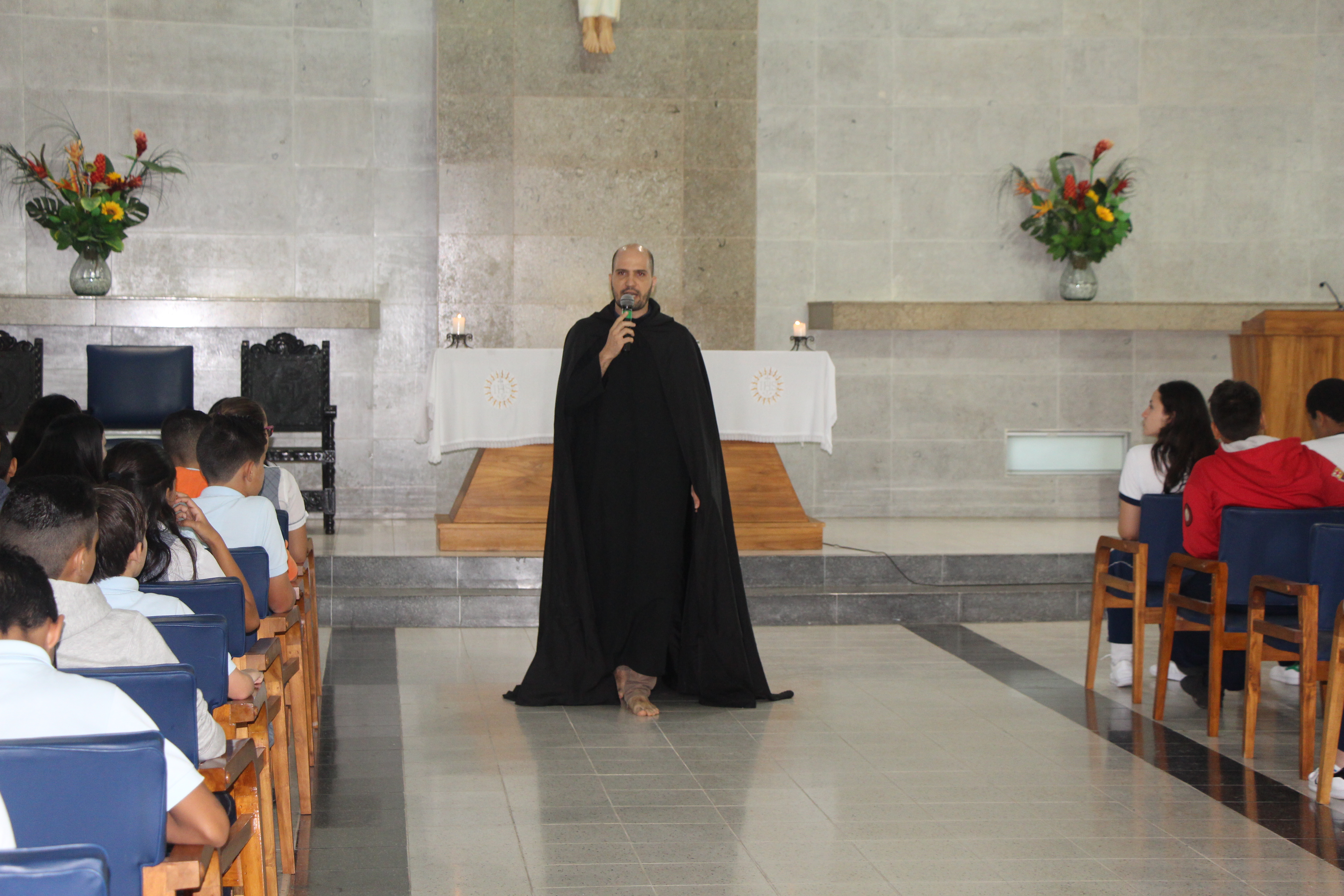 San Ignacio de Loyola revivió en el cuerpo de uno de nuestros docentes? -  Colegio San José Barranquilla